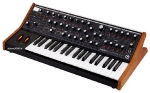 moog-sub-37-1